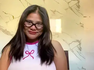 AnnamarieGuttormson  live sex cam