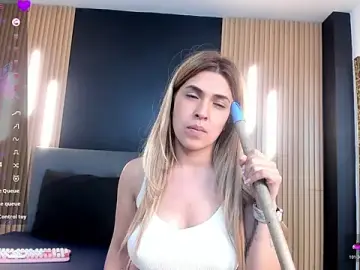 EvaaLovia1  live sex cam