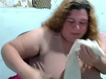 Bbwsquirt  live sex cam