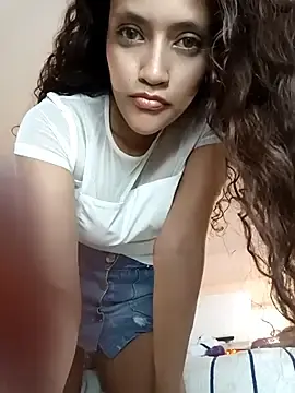 ArielBlossom___  live sex cam