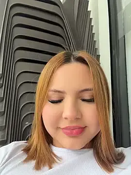 Beella1_  live sex cam
