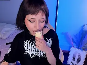 Hannahpage  live sex cam