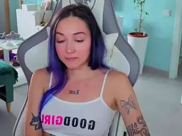 Im_suka  live sex cam