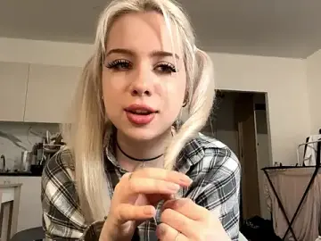 KittySendro  live sex cam