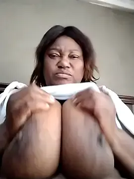MATUREBUSSTY  live sex cam