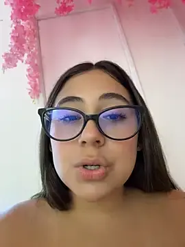 MelodyRey__  live sex cam