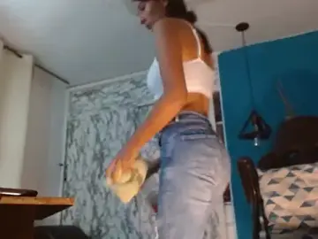 Hanna_mooreee  live sex cam