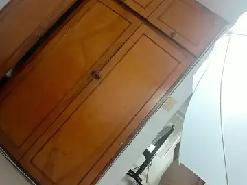 Lorethablaze  live sex cam