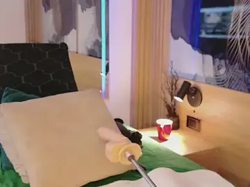 Anabacker01  live sex cam