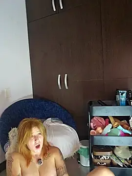 Carogoomezz  live sex cam