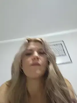 LyaExoticStar  live sex cam