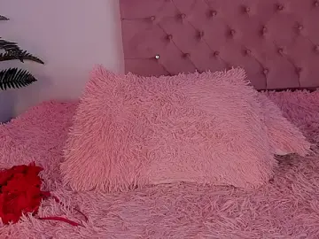 Sweet_isaaa  live sex cam