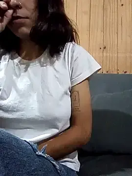 Tattixclusivee  live sex cam