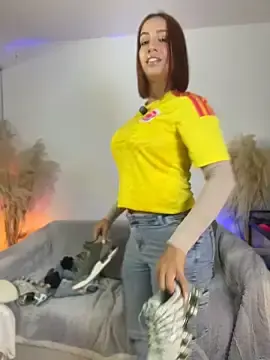 Yelena_Miller1  live sex cam