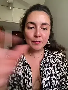 Sweetrosedance  live sex cam