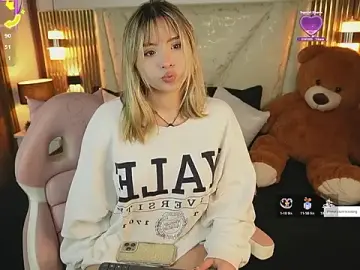 Julieta_priv  live sex cam