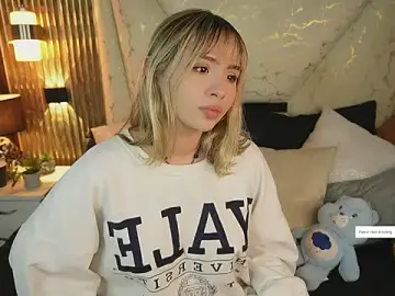 Julieta_priv  live sex cam