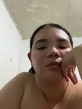 Kiki1798  live sex cam