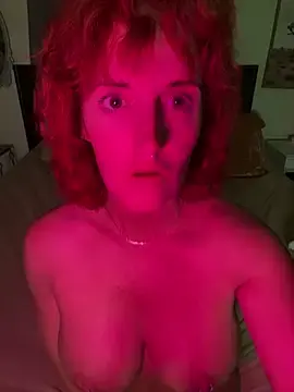 RubyRedSquirter  live sex cam