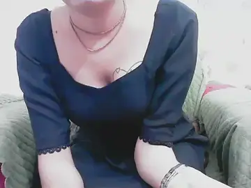 Elize__  live sex cam