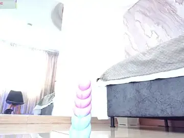 Kata_james  live sex cam