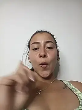 Nikki_petite  live sex cam