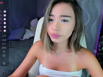 Sensualily  live sex cam