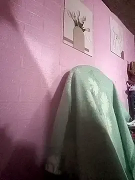 Cutie_body11  live sex cam