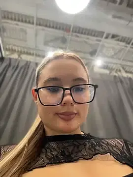 Mrs_Lust  live sex cam