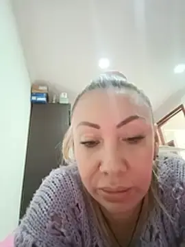 Coral_smitth  live sex cam