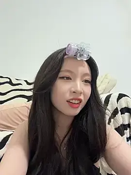 Nide-baby  live sex cam