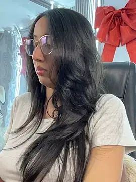 AnyaFloyd69  live sex cam