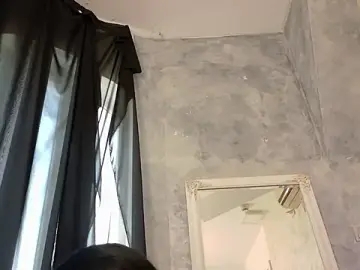 Alissa4blonde  live sex cam