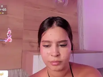 Bella_lovers_  live sex cam