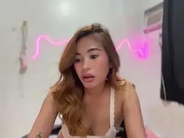 Daretolovemee_18  live sex cam