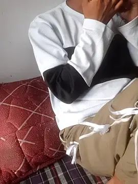 Your_khusi123  live sex cam