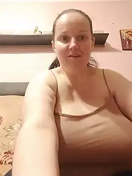BustyLadyAlma  live sex cam