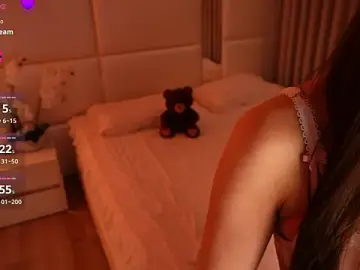Lilly_Colins  live sex cam