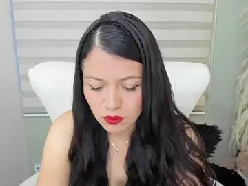 Julieta_evans_  live sex cam