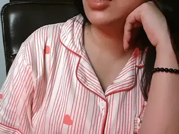 Urvashihott  live sex cam