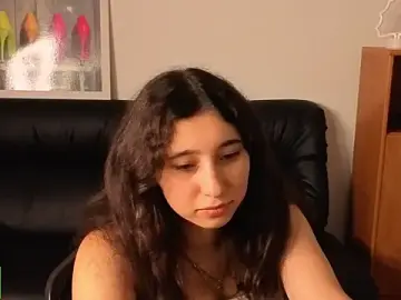 Cherryo_bloom76  live sex cam