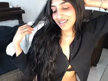 FitnessCeceXx  live sex cam