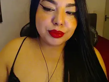 Internacionalist7  live sex cam