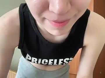 LauraWhiskycole  live sex cam