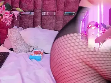 LunaPleasure  live sex cam