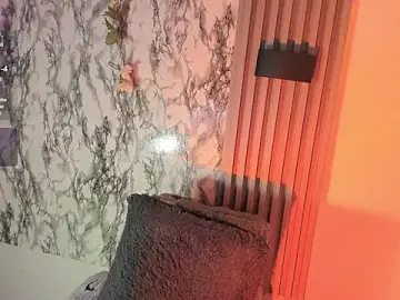LynzieVelvet  live sex cam
