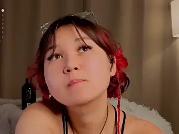 MarlysGuan  live sex cam