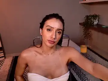 Milana_De  live sex cam