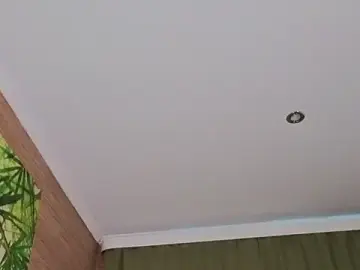 RandaBottari  live sex cam