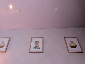 Caroline_dh  live sex cam